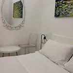Parini Bed & Breakfast 3*