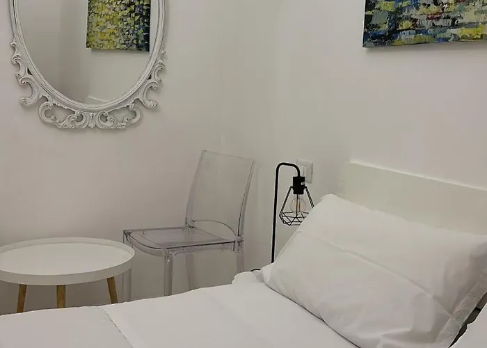 Parini Bed & Breakfast *